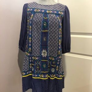 Anthropologie Akemi Kin embroidered dress 2P